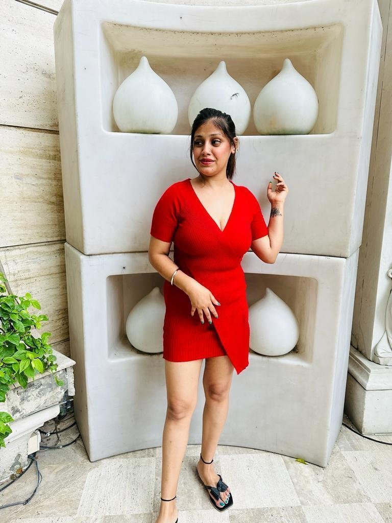 Ahmedabad call girl